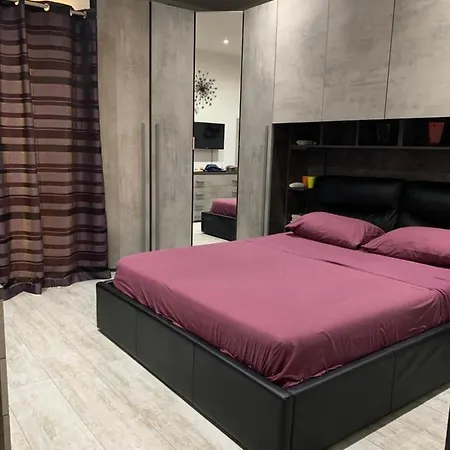 Séjour chez l'habitant Modern 1 Double Bedroom And Private Bathroom *